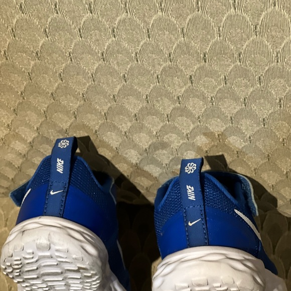 Nike Blue size 7c Velcro - Picture 2 of 5